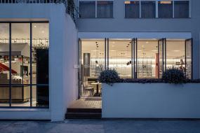 美食餐厅装潢效果图片