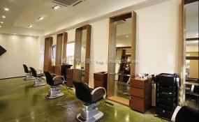 2019年时尚美发店装修效果图