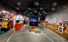 高级服装店设计装饰图