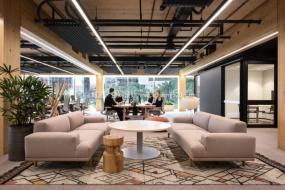 潮性办公室装潢图片