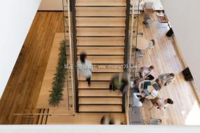 简约工业风办公室装饰设计效果图片