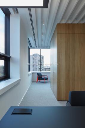 最新中高端办公室装修设计效果图