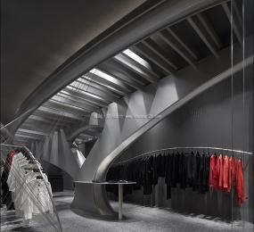 高端外贸服装店装修效果图