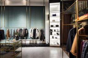 外贸服装店设计装饰图片