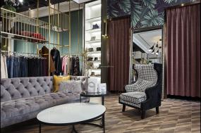 外贸服装店设计装饰图