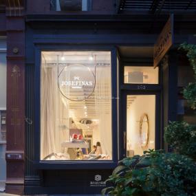 外贸服装店装潢设计效果图片