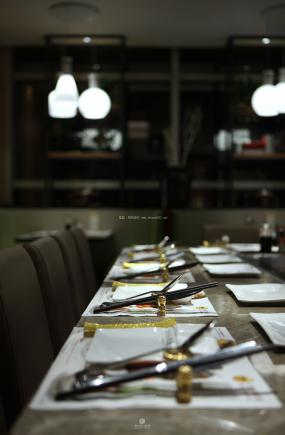 韩餐厅装潢设计效果图片