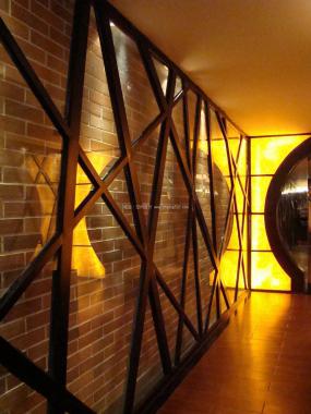 红酒餐厅设计装修效果图片