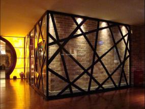 高端红酒餐厅装修图片