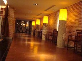 红酒餐厅装饰效果图