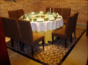 红酒餐厅装饰设计效果图片