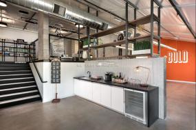 后现代风格办公室设计装饰效果图