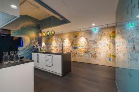 高端温馨办公室布置装修图片