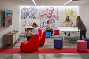 2019明亮办公室装修效果图