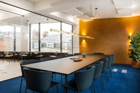 前卫时尚办公室设计装饰图