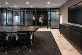 明亮办公室设计装修效果图