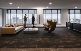 明亮办公室设计装修效果图片