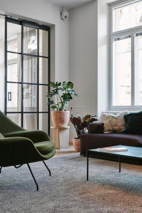 现代个性办公室设计装饰效果图