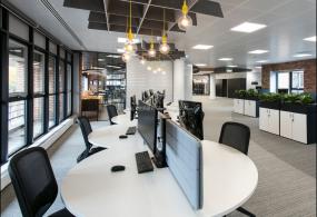 后现代办公室装修设计效果图