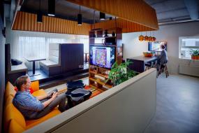 销售公司办公室装潢效果图