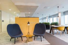 高档网络培训公司装修图片