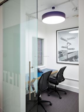 网络培训公司装饰图片