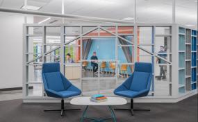 旅游服务公司办公室装修设计效果图片