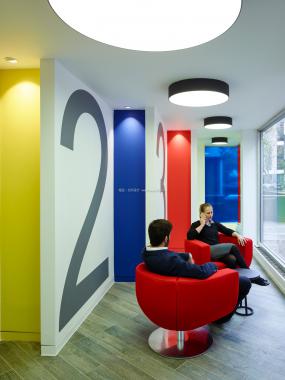 网络培训公司装饰效果图