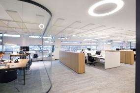 外包公司办公室装修实物图片