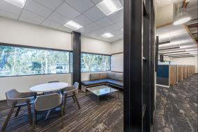 音乐传媒公司办公室设计装饰效果图片