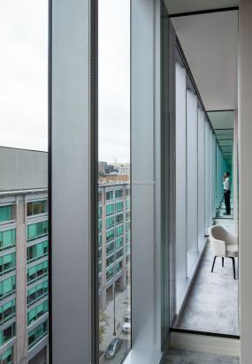 最新音乐传媒公司办公室设计装修图片