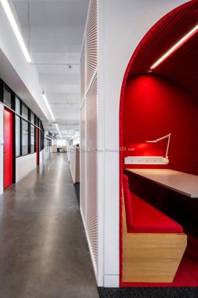 最新财务公司办公室装饰实景图