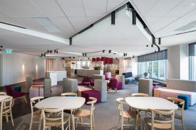 医药公司办公室装修实物图片