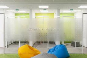 跨国公司办公室装修图片