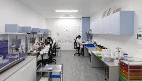 租赁公司办公室装潢设计效果图片