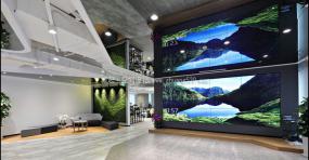 最新餐饮管理公司装饰实景图