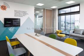 最新能源公司设计装修图片