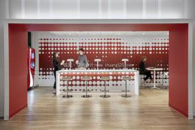 广告传媒公司设计装潢图片