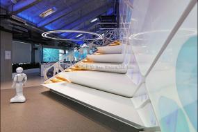 旅游公司装饰图片