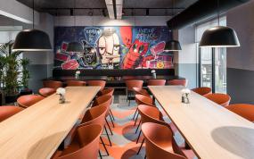 高端印刷公司办公室装修图片