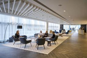 国际公司装修实景图片