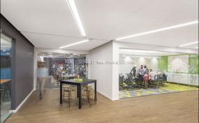 最新动漫公司设计装饰效果图片