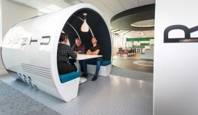 最新投资顾问公司设计装修图片