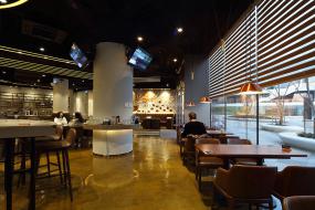 最新特色甜品店设计装修图片