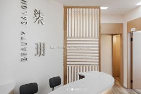 2019年简约美发店装修效果图