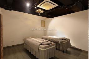 国外美发店装修设计效果图片