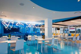 最新香港办公室设计装饰效果图片