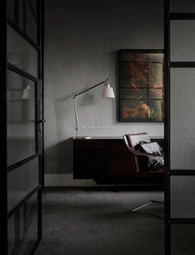 极简办公室设计装饰图片