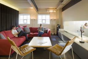 经典办公室设计装饰图