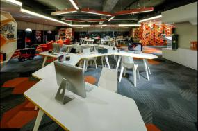 日企办公室装潢效果图片